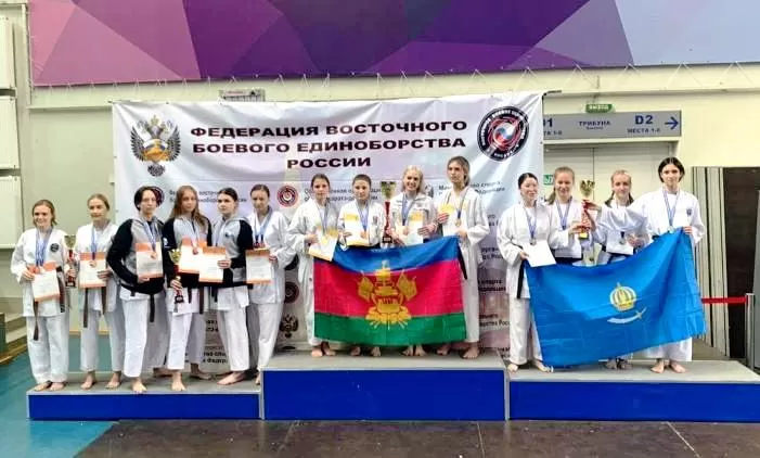 Астраханские каратисты выиграли почти два десятка медалей на первенстве и чемпионате России