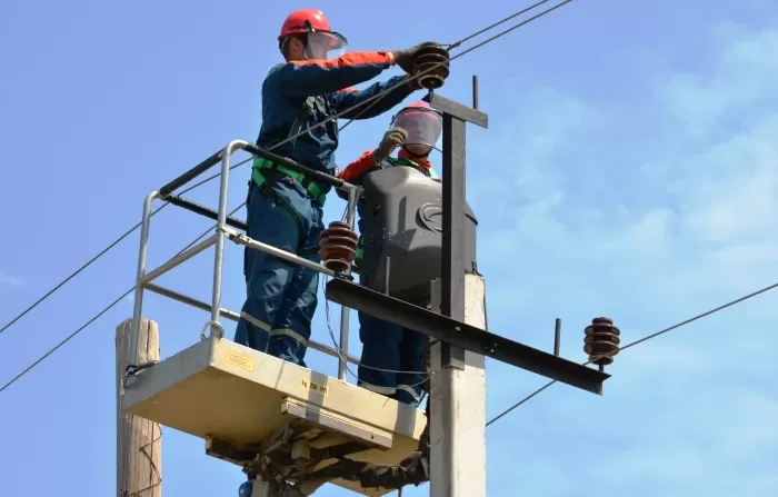Энергетики сделали более надежным электроснабжение 40 тысяч жителей Астраханской области