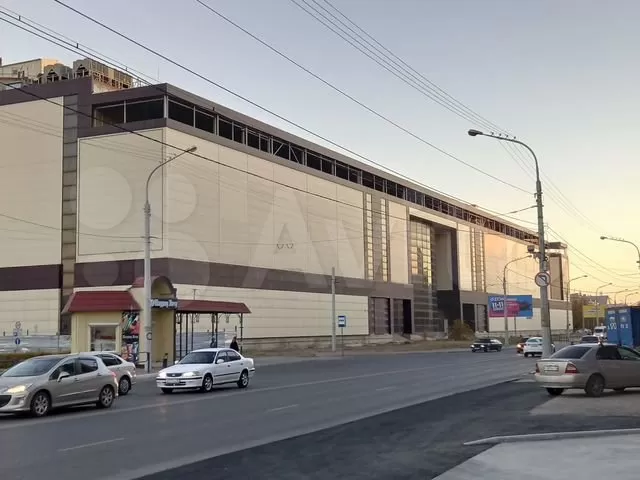 Недостроенный ТЦ "Арриба" в Астрахани выставили на продажу за баснословную сумму