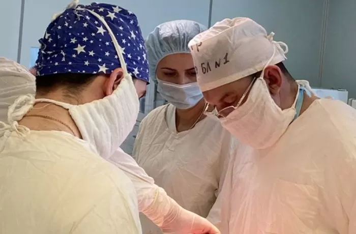 Ради спасения беременной астраханки врачи АМОКБ провели без пауз две операции разного профиля