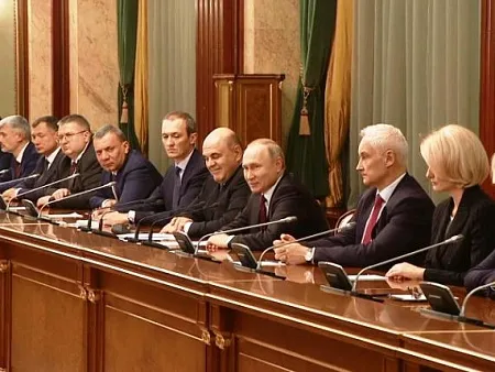 Расстановка сил: что означает назначение министром обороны РФ бывшего первого вице-премьера