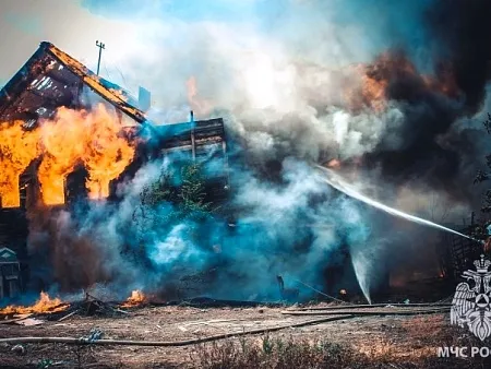 Огненный календарь: с начала года в Астраханской области сгорели 150 домов – больше одного дома за день